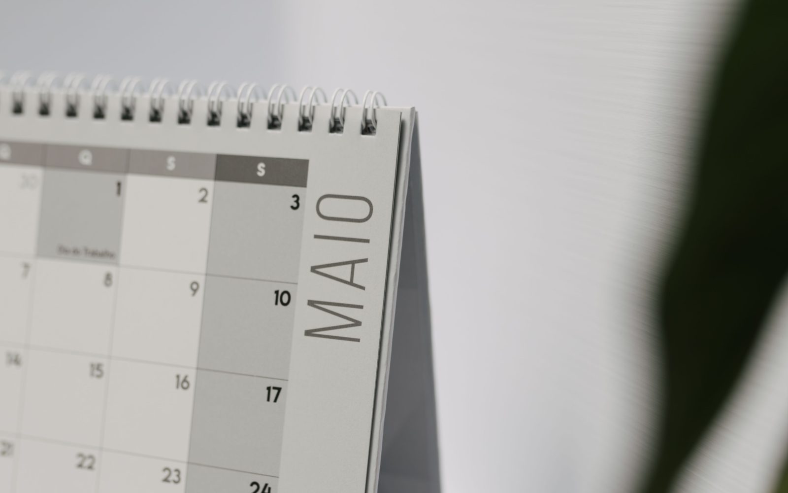 Combien de jours travaillés par an en France réellement ?
