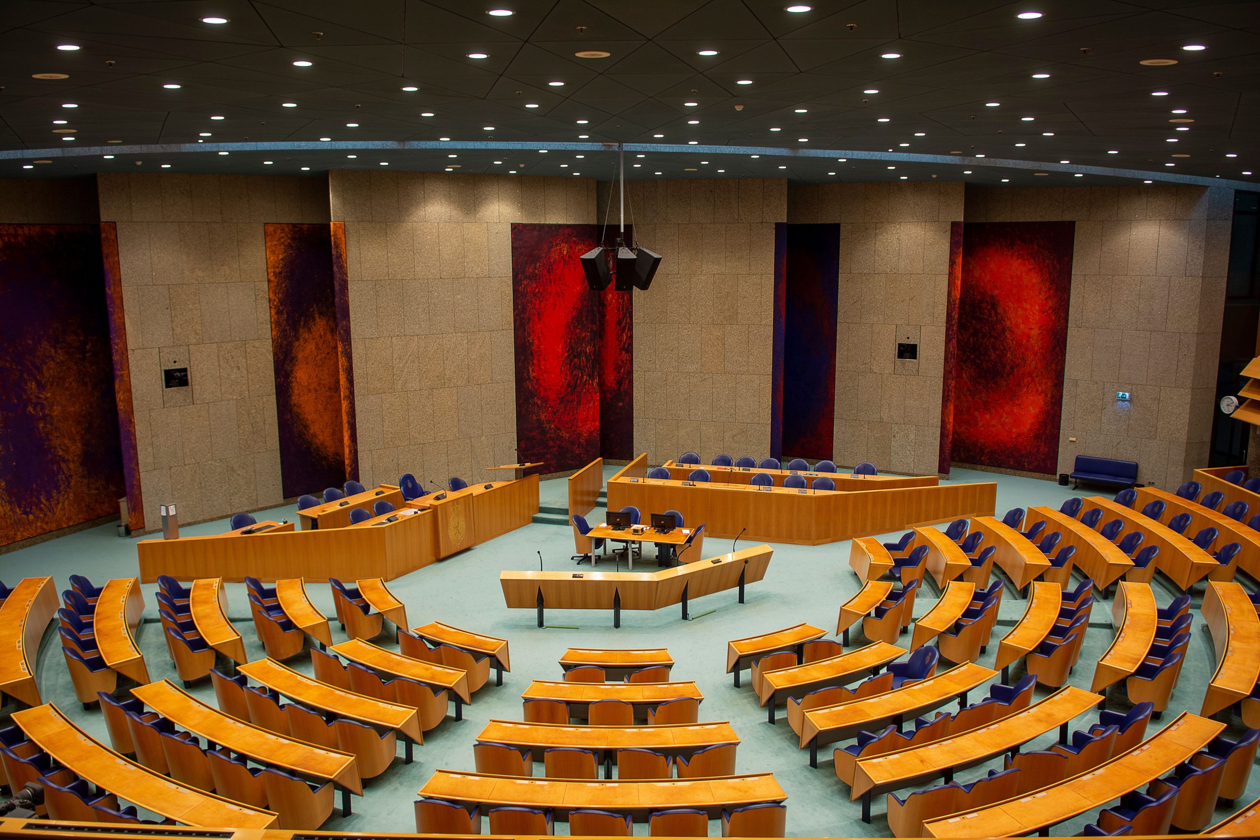 Hémicycle circulaire du Parlement néerlandais