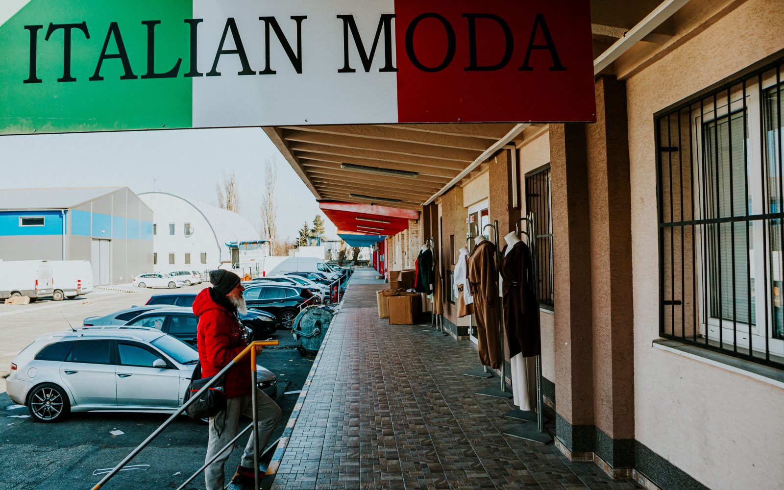 Quartier grossiste en Italie : où acheter vraiment moins cher ?